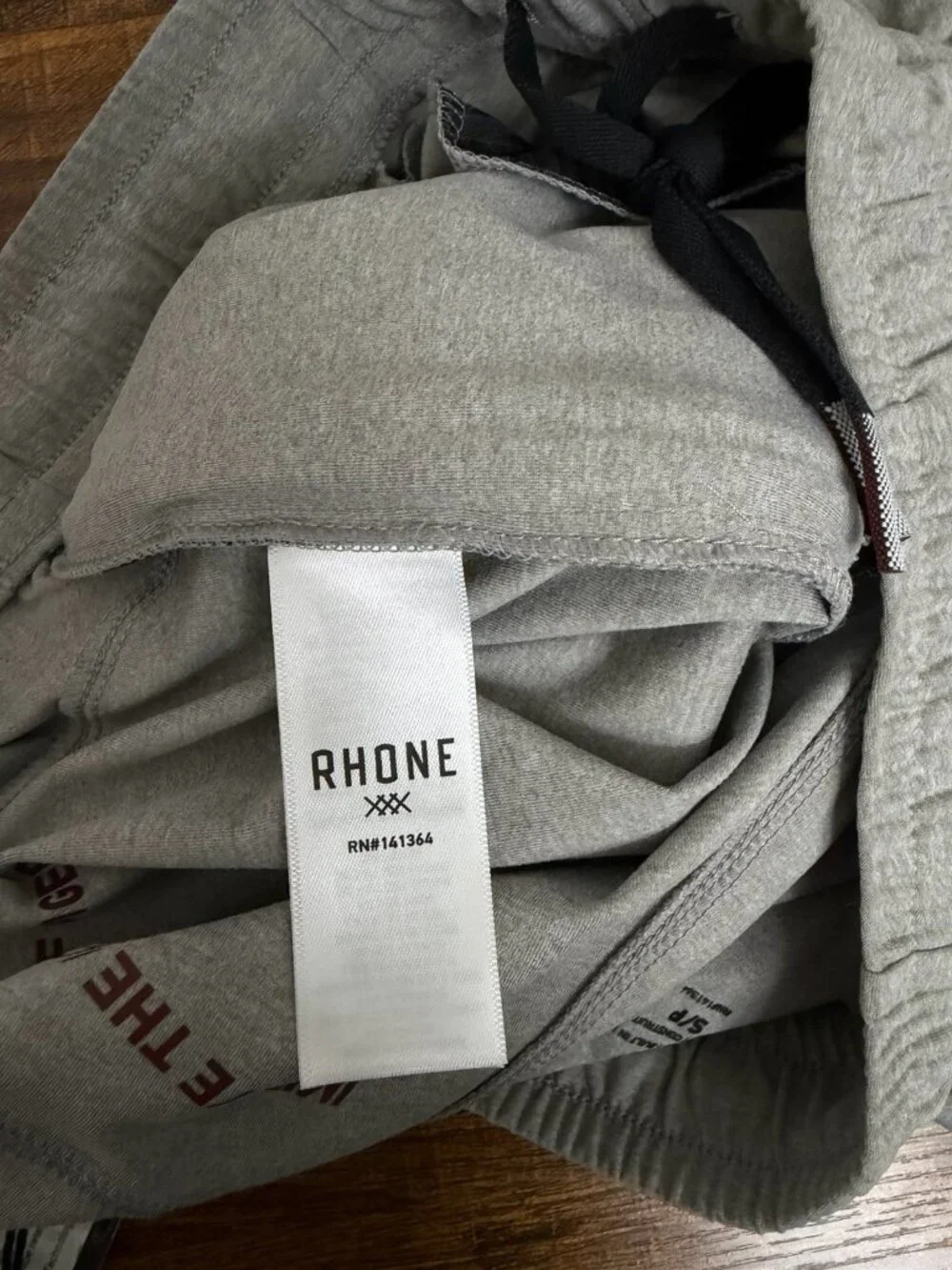 Rhone Reign All Around Joggers Men's Size S Gray Heather Athletic Pants NWT